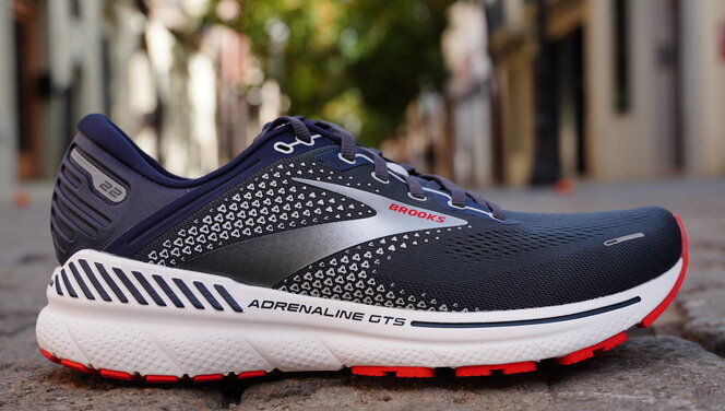 >Brooks Adrenaline GTS 22