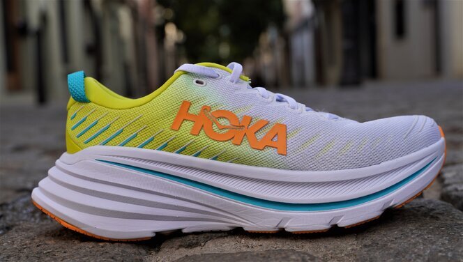 >Hoka Bondi X