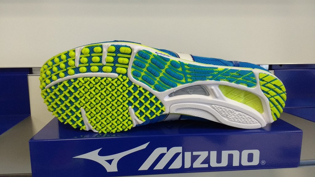 mizuno ekiden 10 review