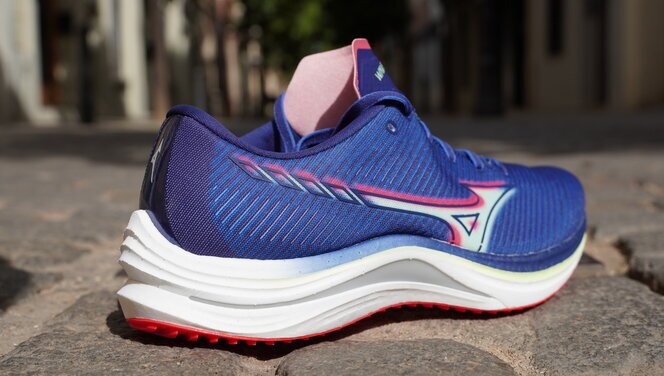 Mizuno top running opiniones