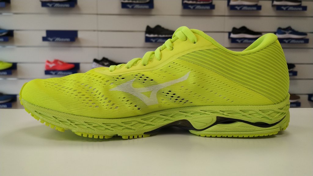 mizuno wave shadow review