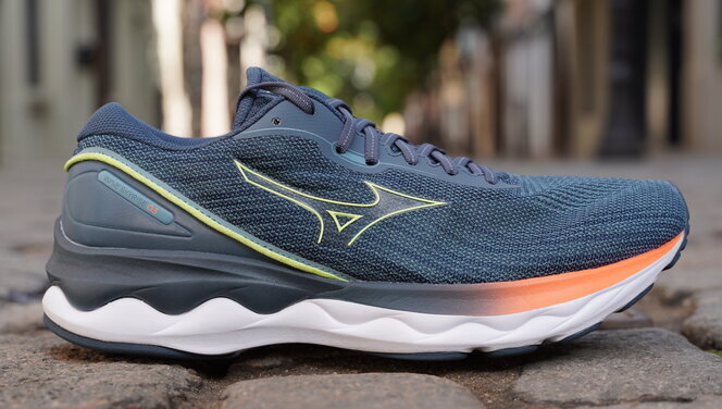 >Mizuno Wave Skyrise 3