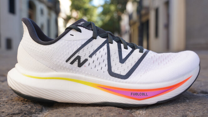 >New Balance FuelCell Rebel v3