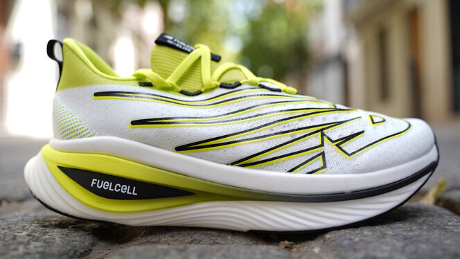 >New Balance FuelCell SuperComp Elite v3