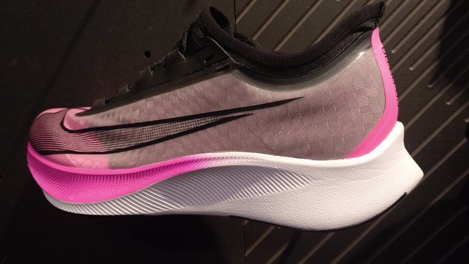Comprimido marxismo superficie Nike Zoom Fly 3, análisis: review, recomendación, precio y especificaciones