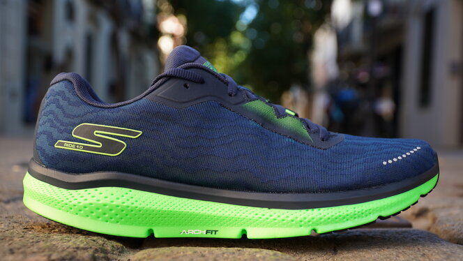 >Skechers GOrun Ride 10