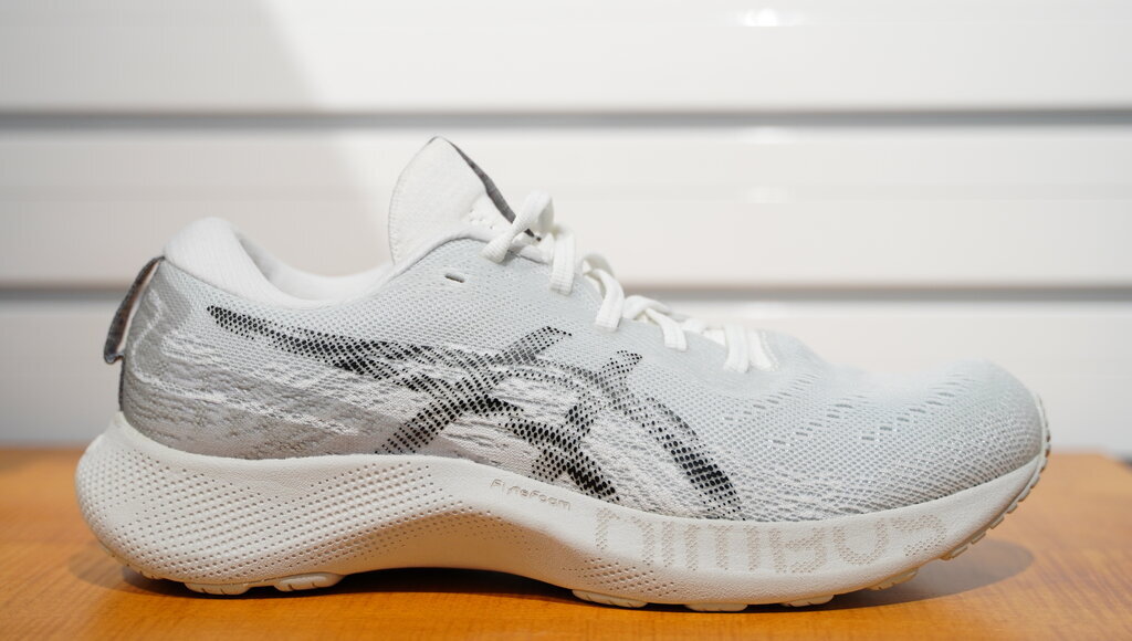 Estas zapatillas Asics están destinadas a encabezar la lista de sneakers de  esta primavera-verano 2022